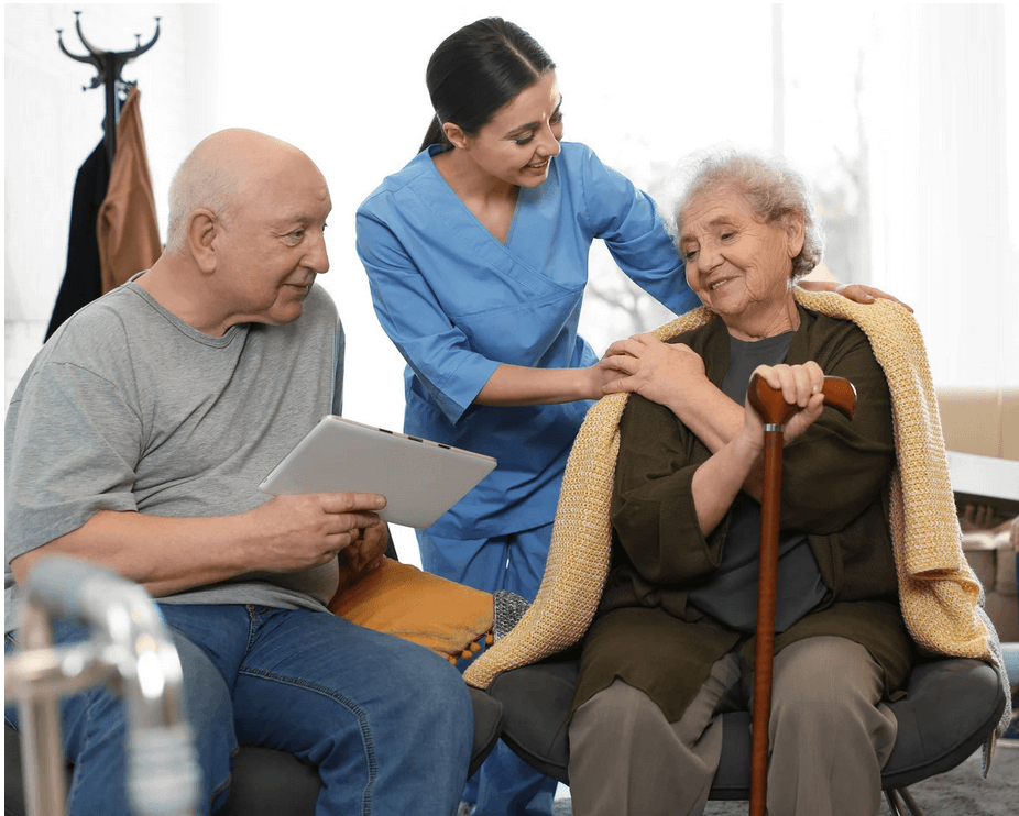 How hospice coordinates with families and caregivers